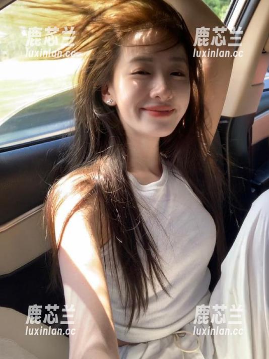 最新美图曝光：Choi Ji Yun携手“谢戈”展现青春活力，绝对心动不已！.txt